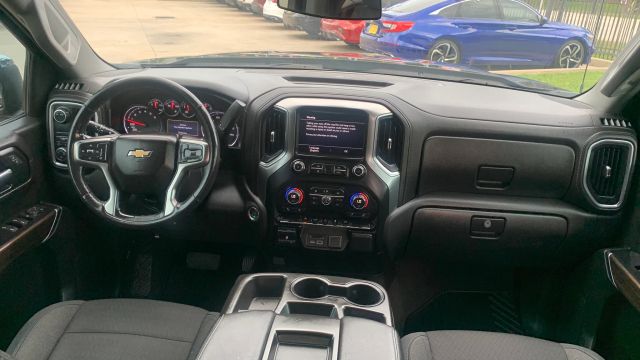 Photo 4 of 2020 Chevrolet Silverado LT for sale in Cypress, TX