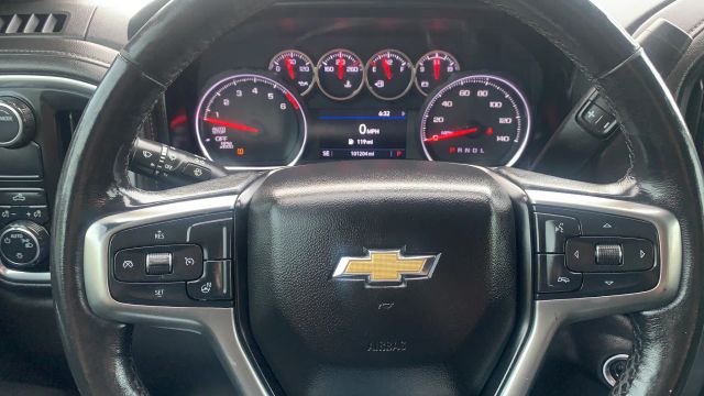 Photo 6 of 2020 Chevrolet Silverado LT for sale in Cypress, TX