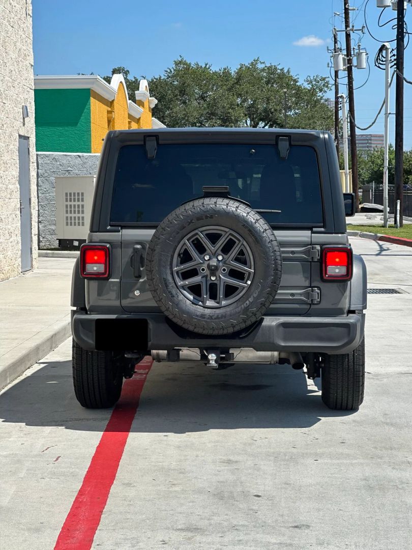 Photo 5 of 2019 Jeep Wrangler Unlimited for sale in Houston, TX