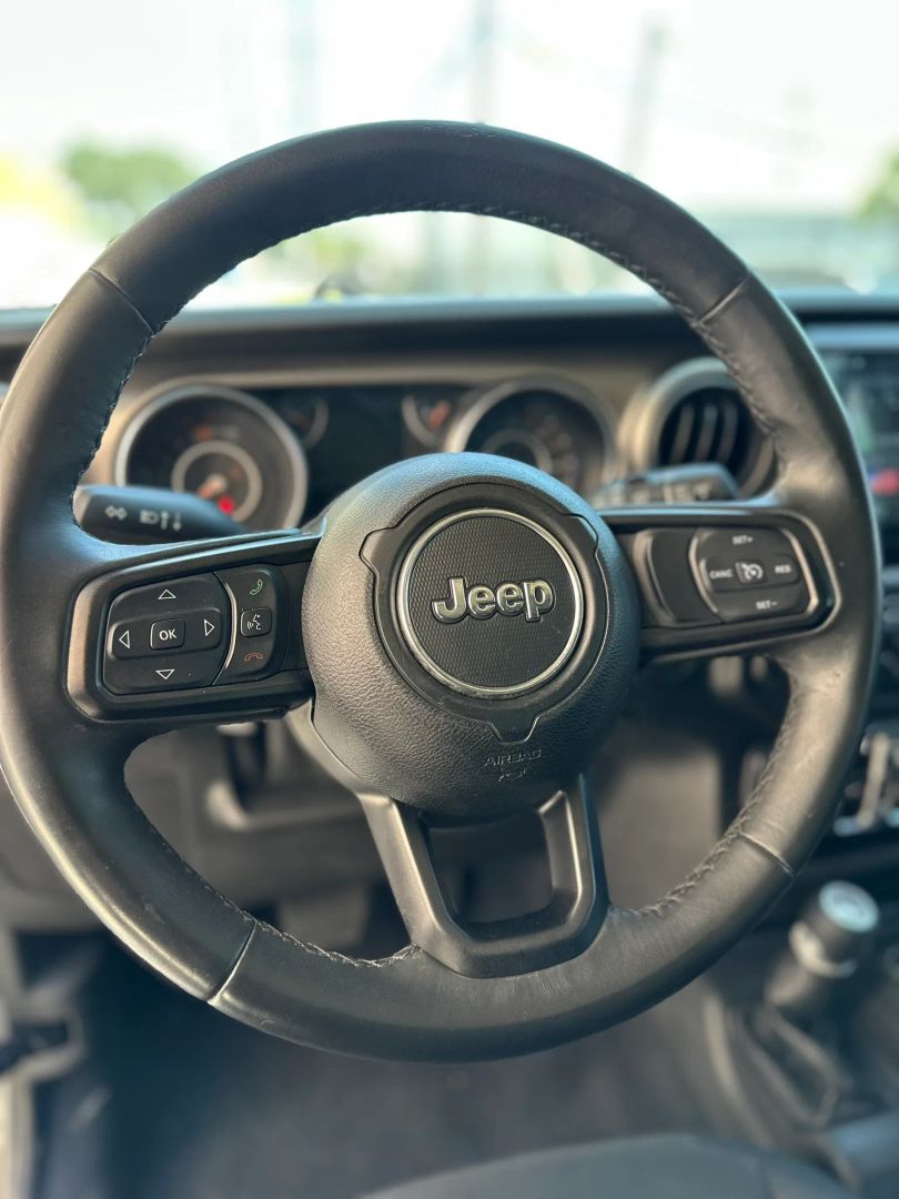 Photo 16 of 2019 Jeep Wrangler Unlimited for sale in Houston, TX