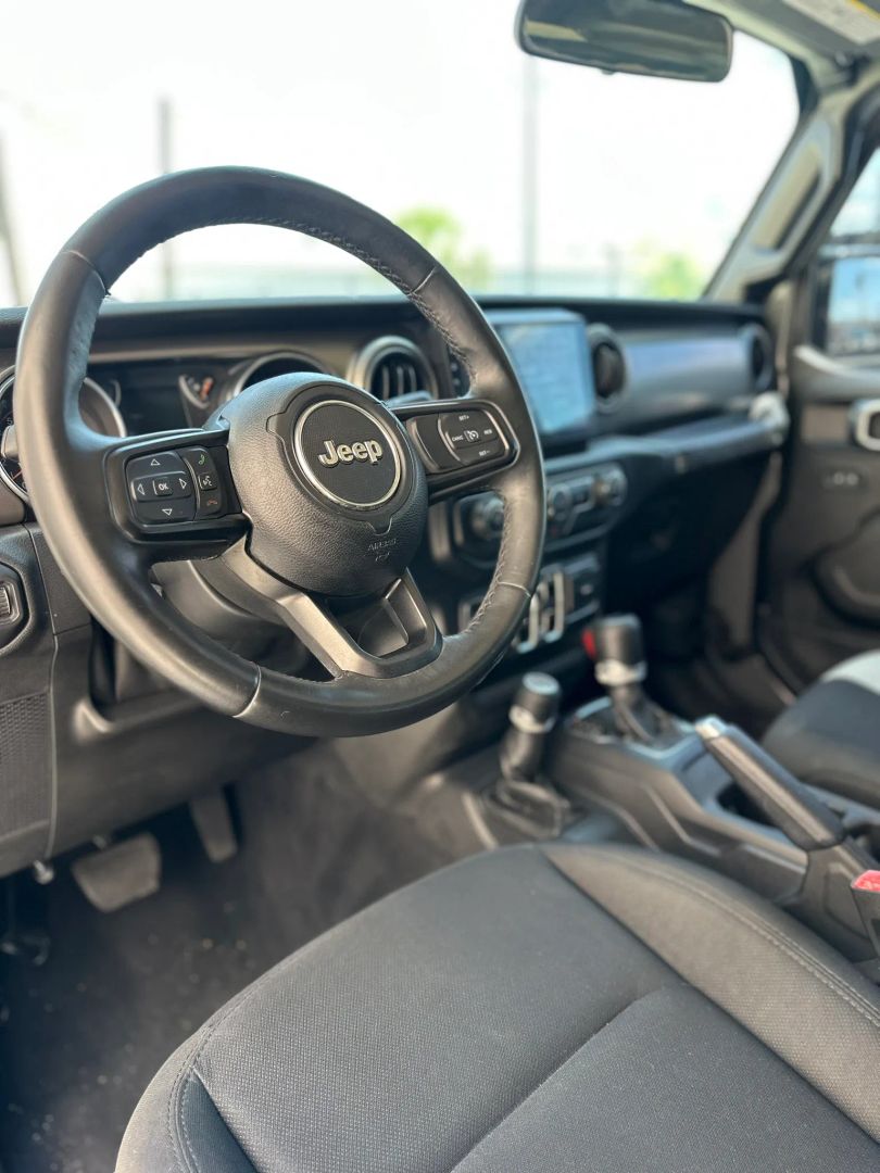 Photo 18 of 2019 Jeep Wrangler Unlimited for sale in Houston, TX