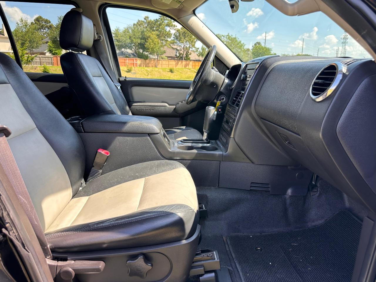 Photo 31 of 2008 Ford Explorer Sport Trac Limited for sale in Katy, TX
