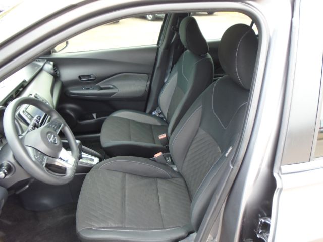 Photo 12 of 2018 Nissan Kicks for sale in Houston, TX