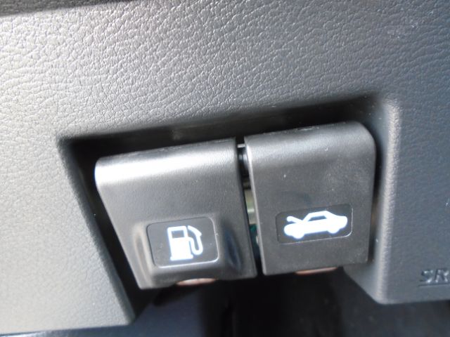 Photo 25 of 2018 Nissan Kicks for sale in Houston, TX