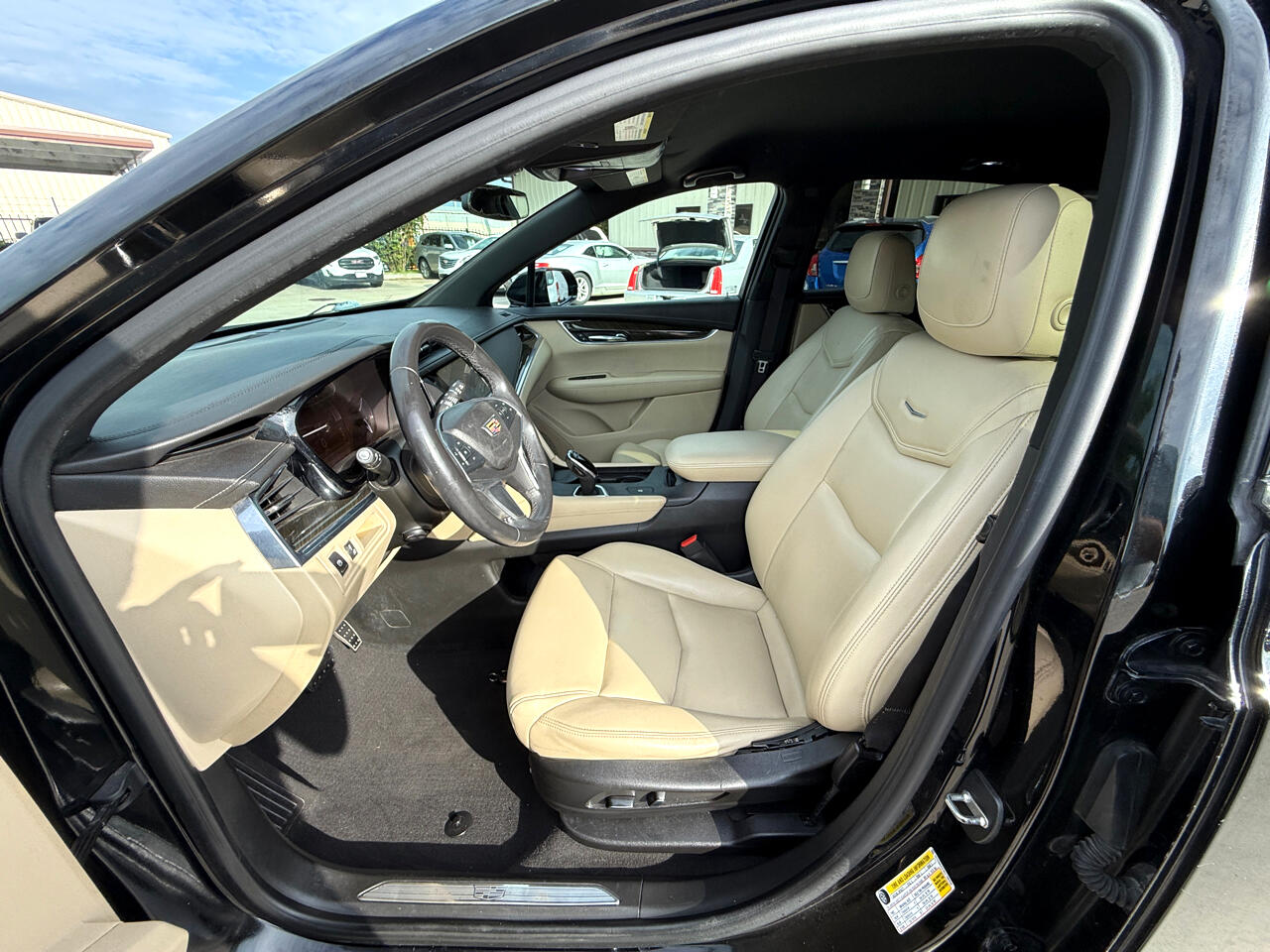 Photo 5 of 2017 Cadillac Xt5 Base for sale in Houston, TX