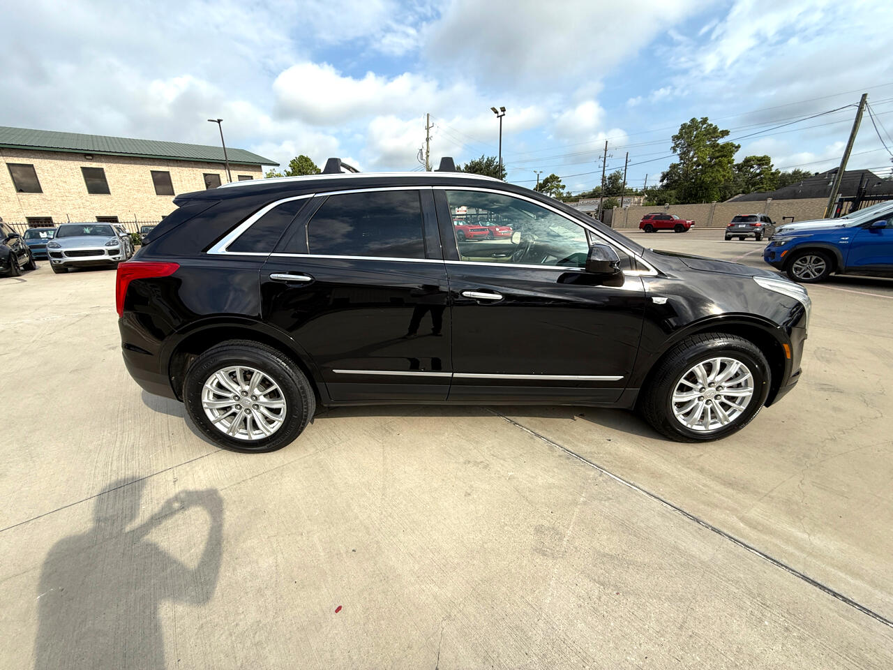 Photo 8 of 2017 Cadillac Xt5 Base for sale in Houston, TX