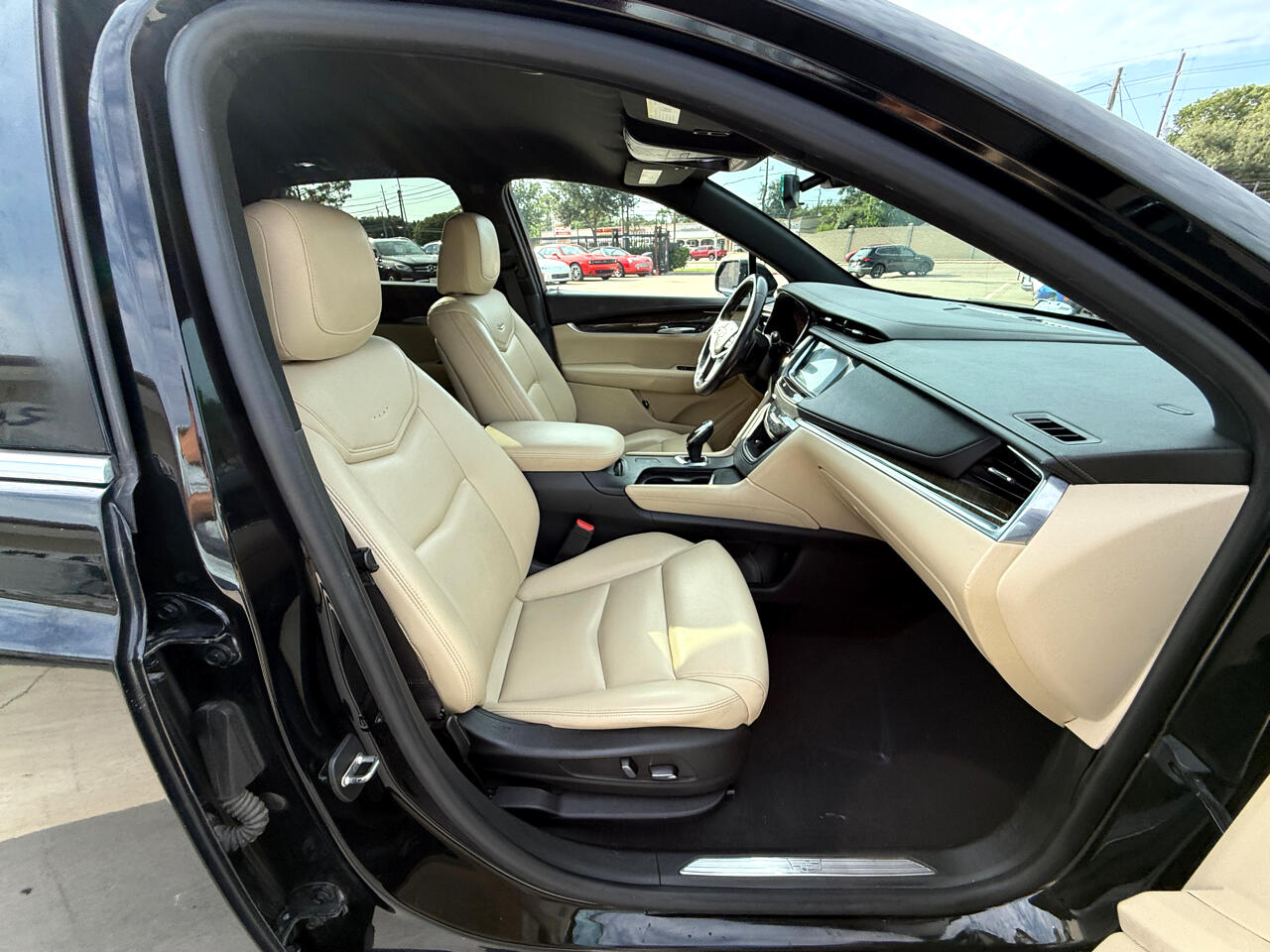 Photo 12 of 2017 Cadillac Xt5 Base for sale in Houston, TX