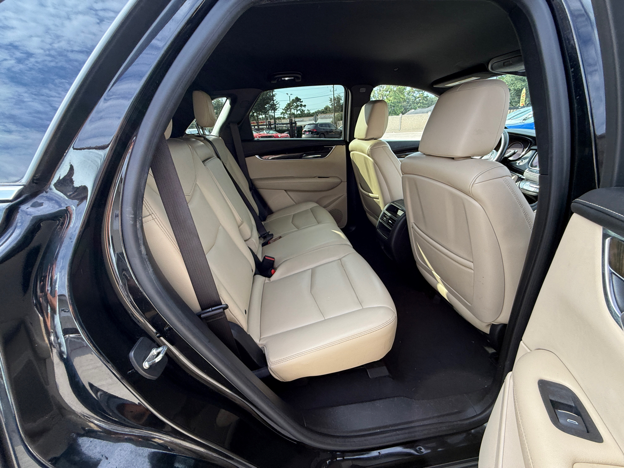 Photo 13 of 2017 Cadillac Xt5 Base for sale in Houston, TX