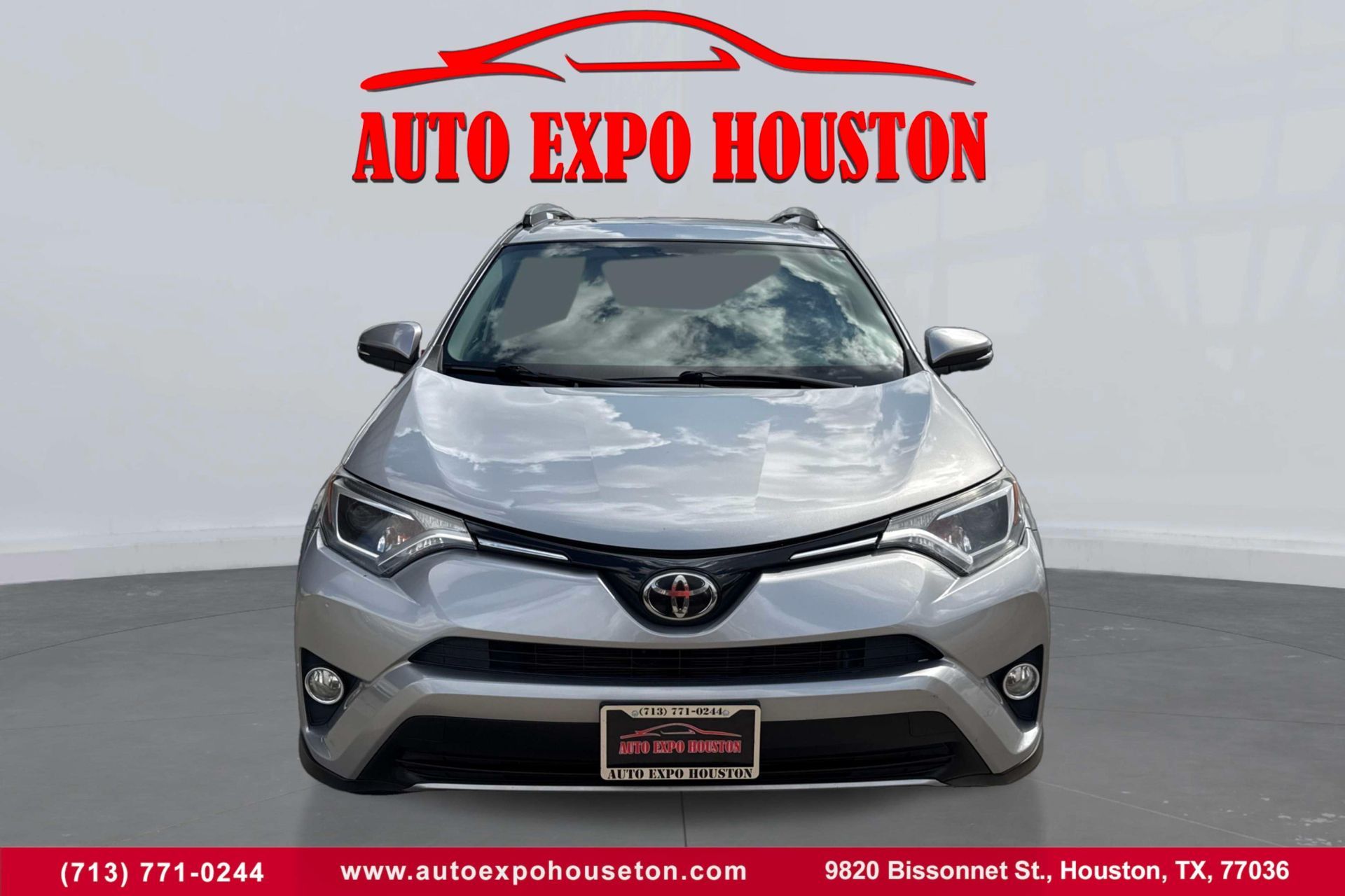 Photo 3 of 2017 Toyota Rav4 Wagon for sale in Houston, TX