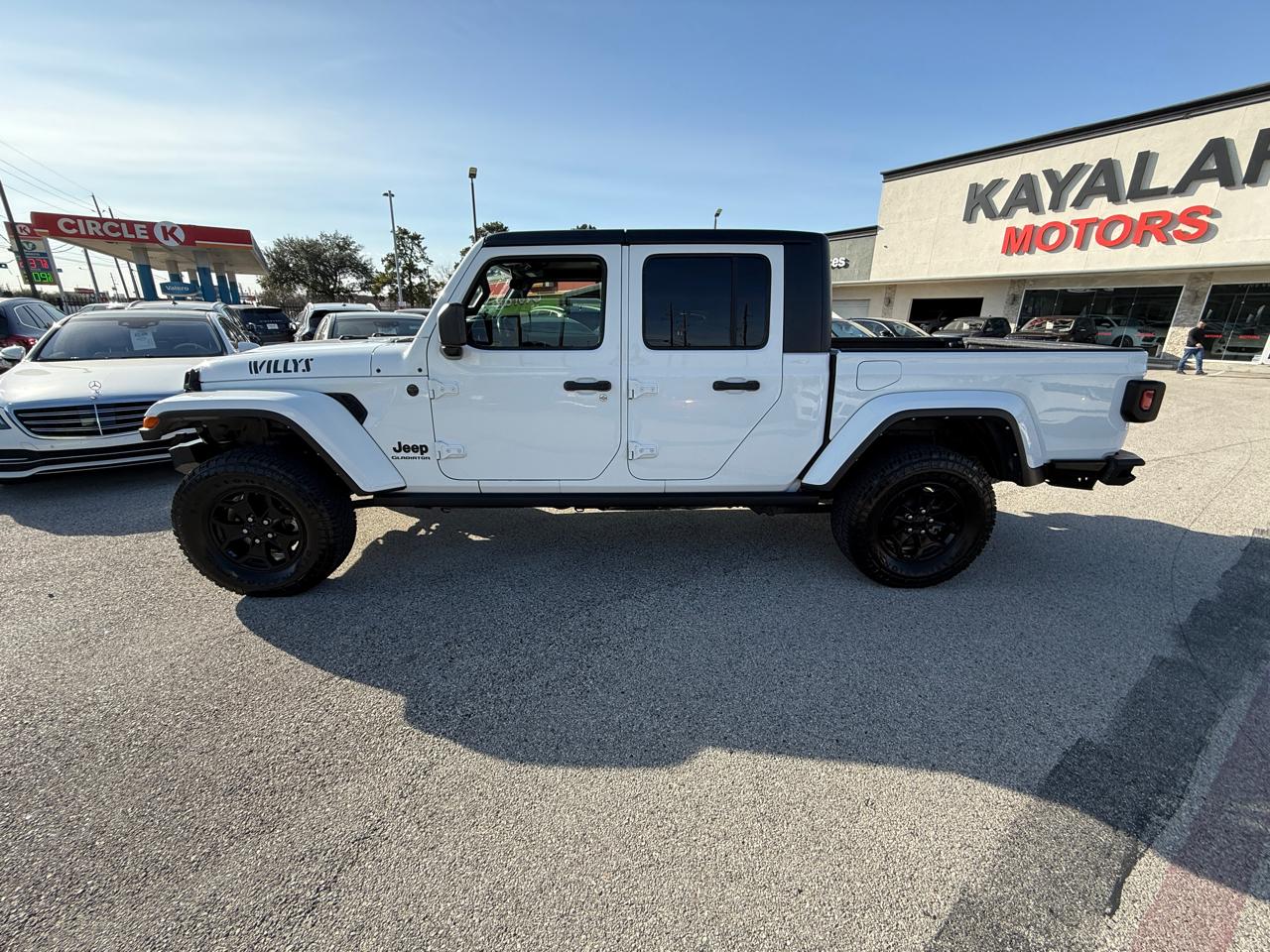 Photo 6 of 2022 Jeep Gladiator Sport for sale in Houston, TX