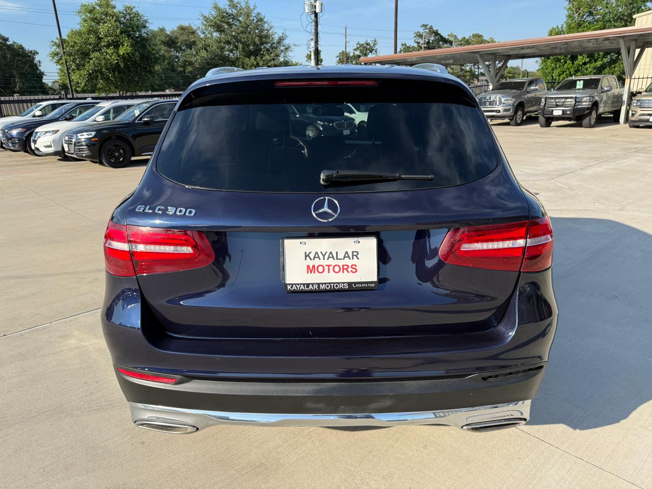 Photo 10 of 2018 Mercedes-Benz Glc-Class Glc300 for sale in Houston, TX