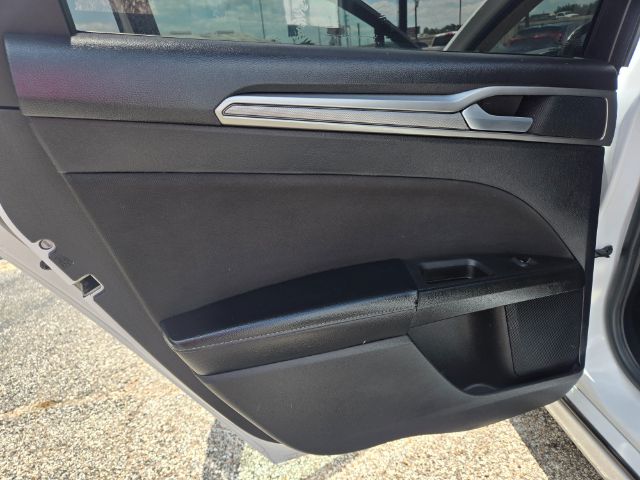 Photo 10 of 2019 Ford Fusion SE for sale in Houston, TX