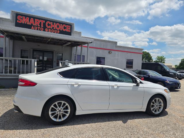 Photo 16 of 2019 Ford Fusion SE for sale in Houston, TX