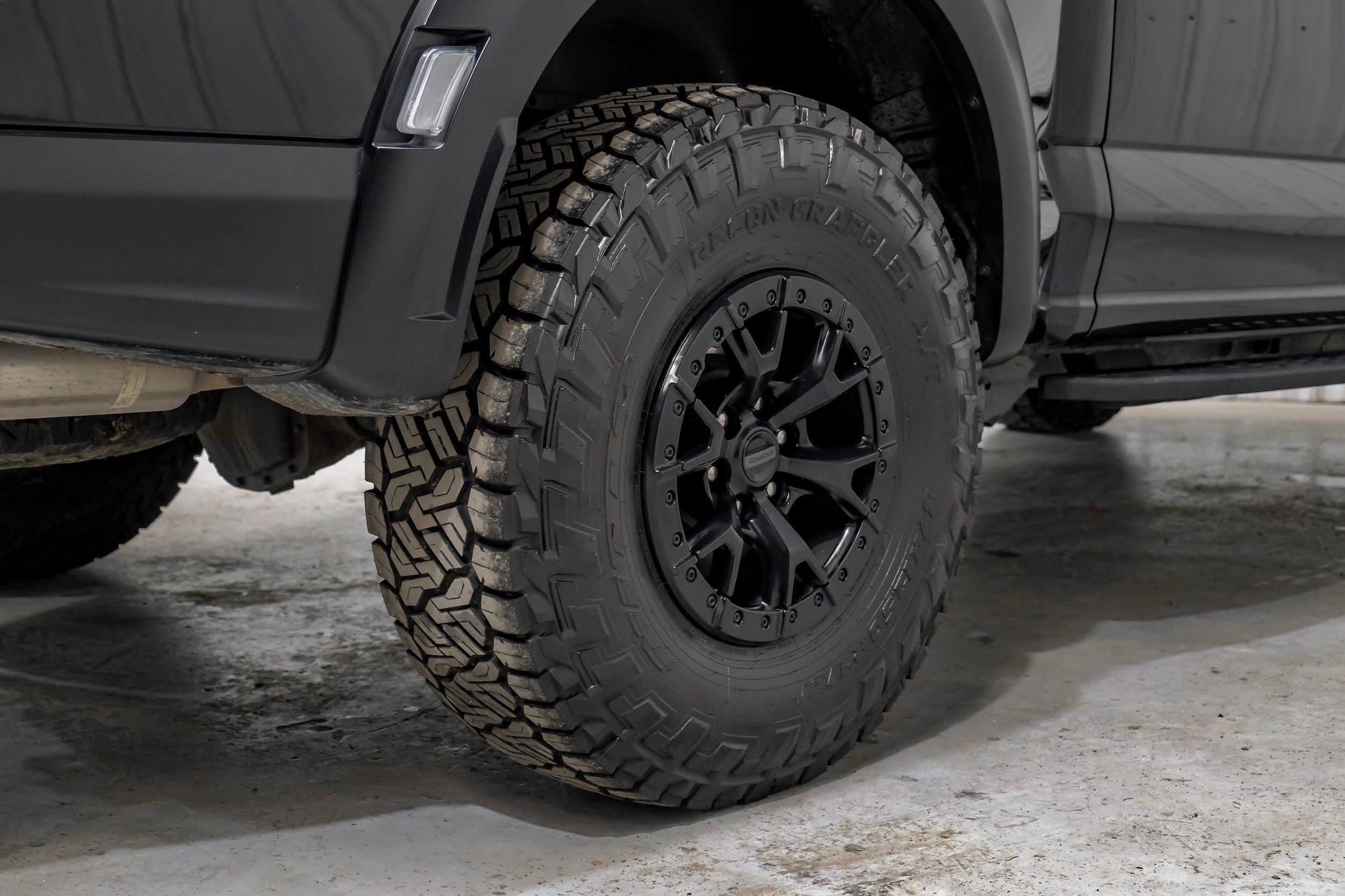 Photo 123 of 2023 Ford F-150 Supercrew-raptor for sale in Katy, TX