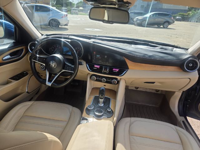 Photo 5 of 2017 Alfa Romeo Giulia (952) Ti for sale in Houston, TX