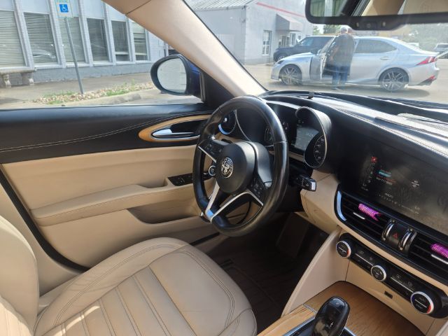 Photo 10 of 2017 Alfa Romeo Giulia (952) Ti for sale in Houston, TX