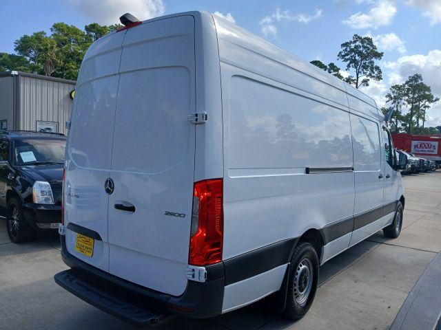 Photo 22 of 2022 Mercedes-Benz Sprinter for sale in Cypress, TX