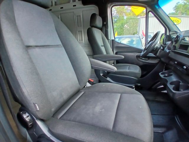 Photo 28 of 2022 Mercedes-Benz Sprinter for sale in Cypress, TX