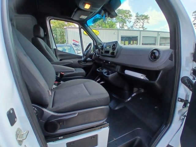 Photo 30 of 2022 Mercedes-Benz Sprinter for sale in Cypress, TX