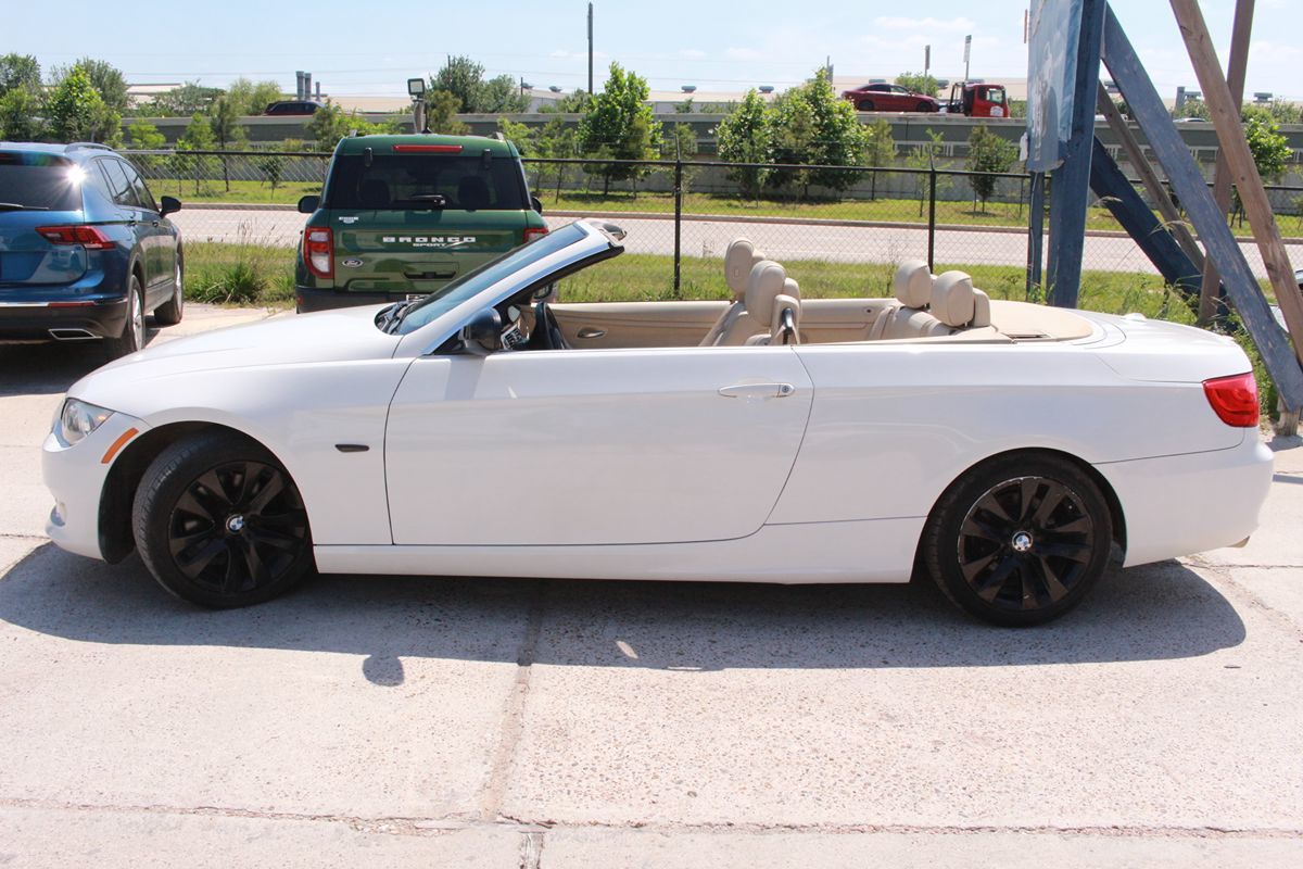 Photo 12 of 2012 BMW 328i 3-series for sale in Cypress, TX
