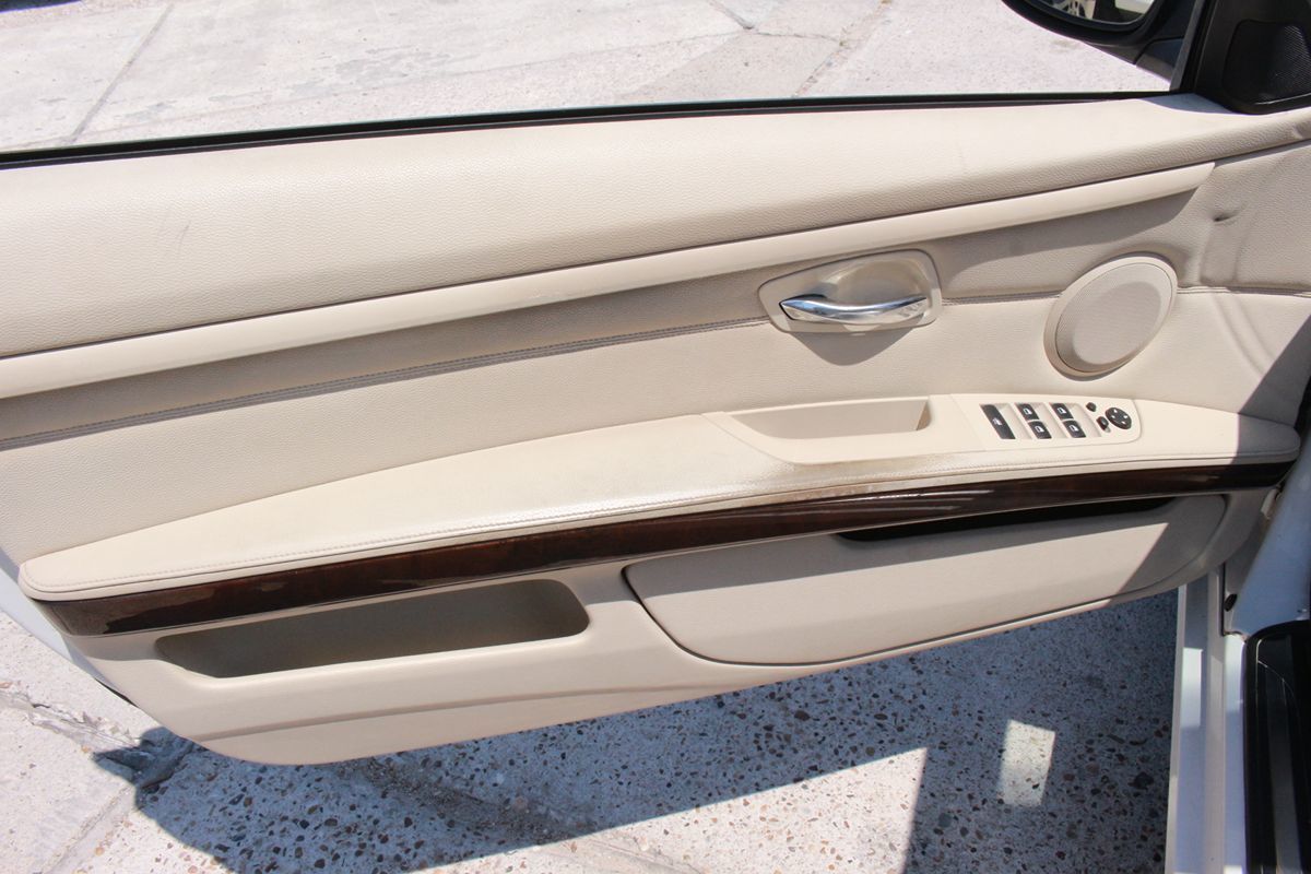 Photo 15 of 2012 BMW 328i 3-series for sale in Cypress, TX