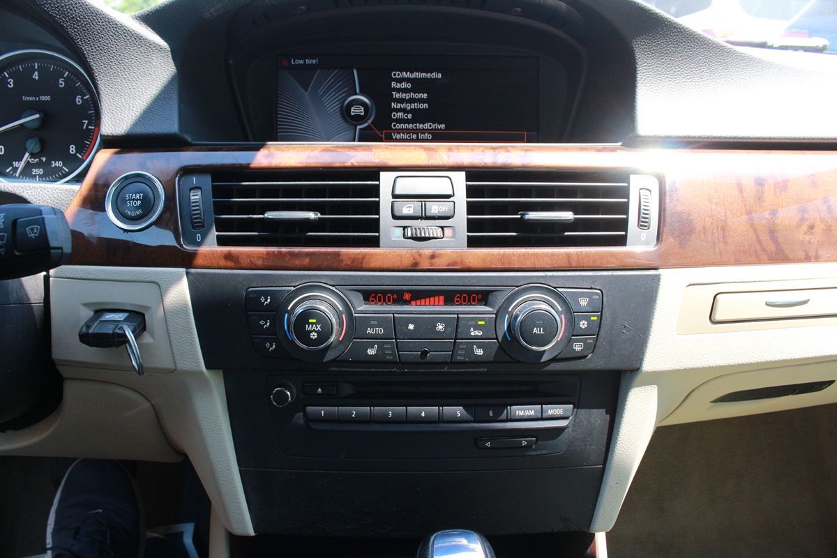Photo 37 of 2012 BMW 328i 3-series for sale in Cypress, TX
