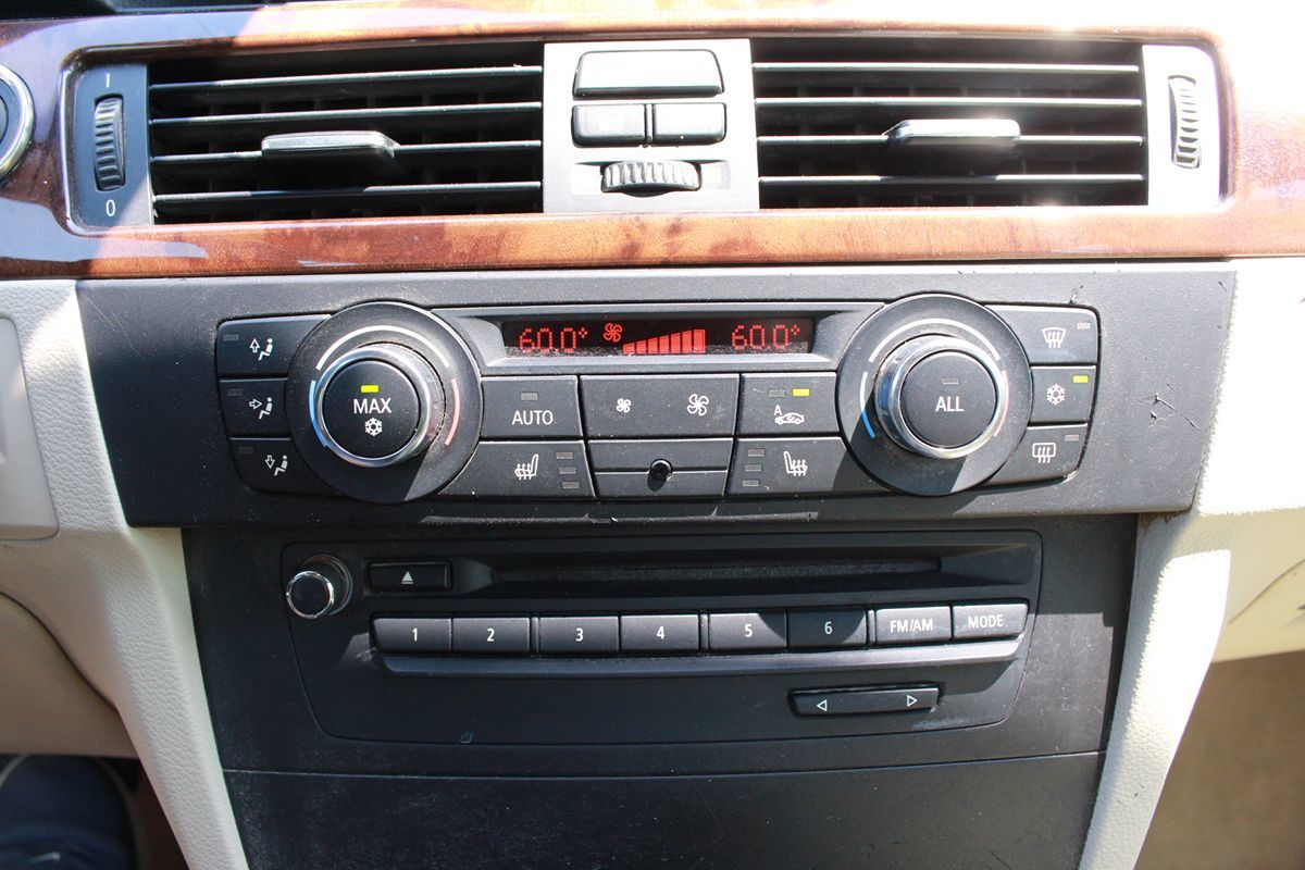 Photo 38 of 2012 BMW 328i 3-series for sale in Cypress, TX