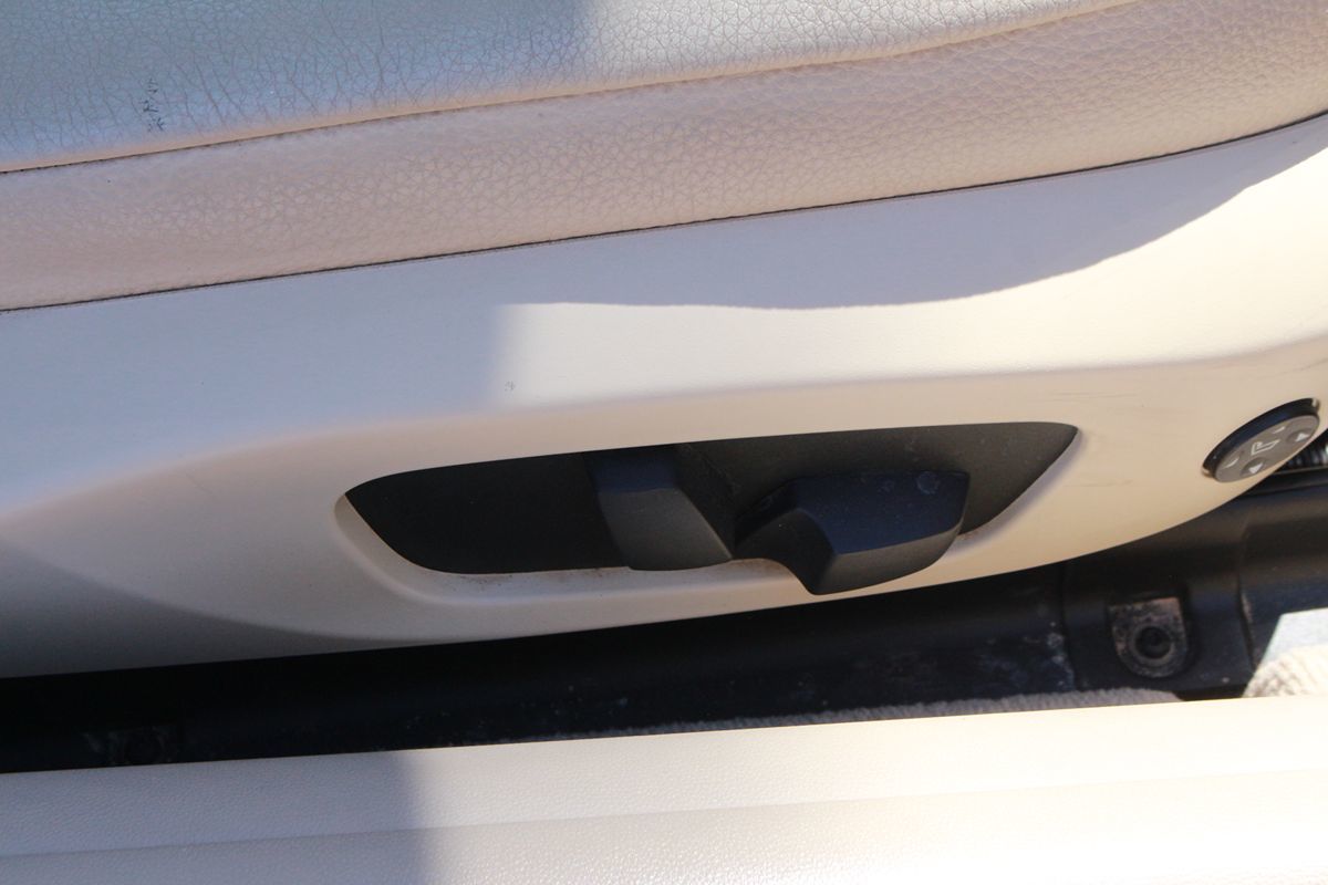 Photo 56 of 2012 BMW 328i 3-series for sale in Cypress, TX