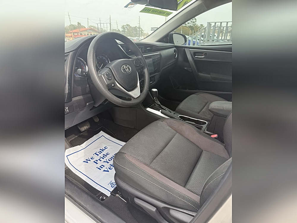Photo 5 of 2019 Toyota Corolla L for sale in Cypress, TX