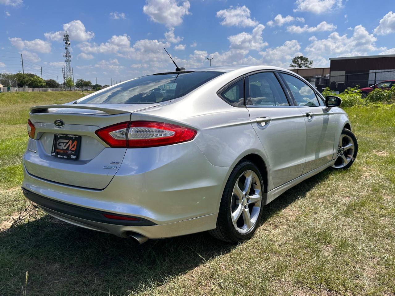 Photo 9 of 2013 Ford Fusion SE for sale in Katy, TX