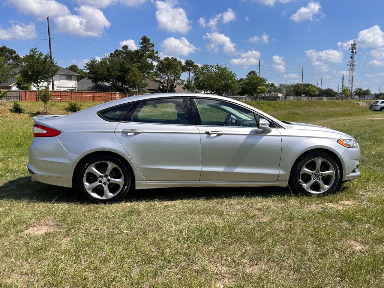 Photo 15 of 2013 Ford Fusion SE for sale in Katy, TX
