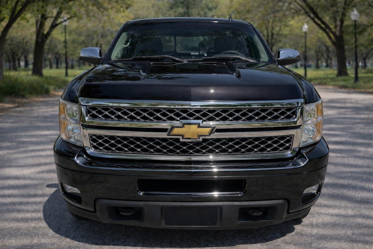 Photo 5 of 2011 Chevrolet Silverado LT for sale in Houston, TX