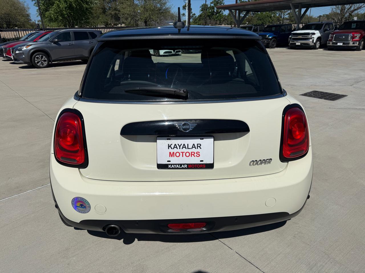 Photo 5 of 2019 MINI Hardtop Cooper for sale in Houston, TX