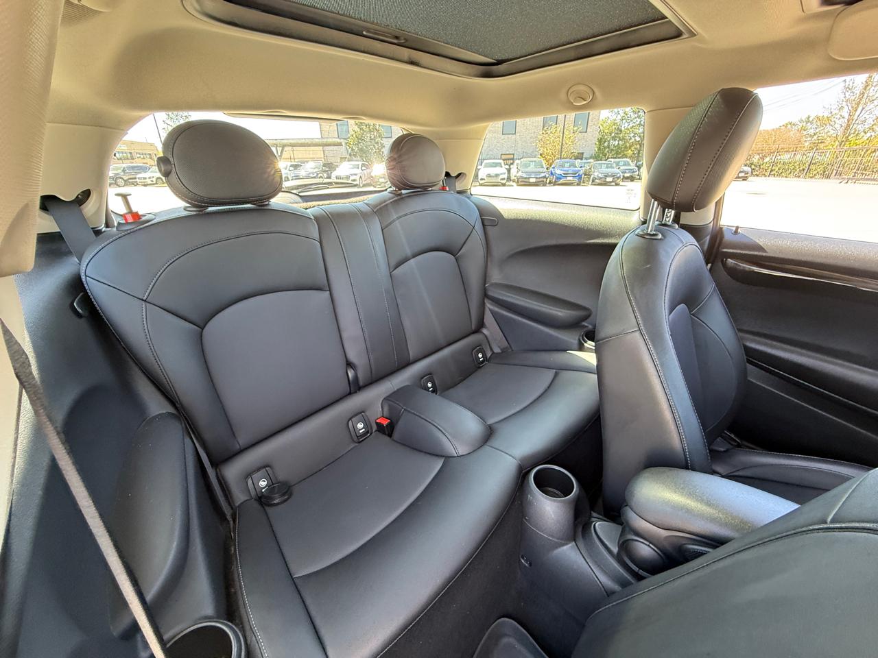Photo 15 of 2019 MINI Hardtop Cooper for sale in Houston, TX
