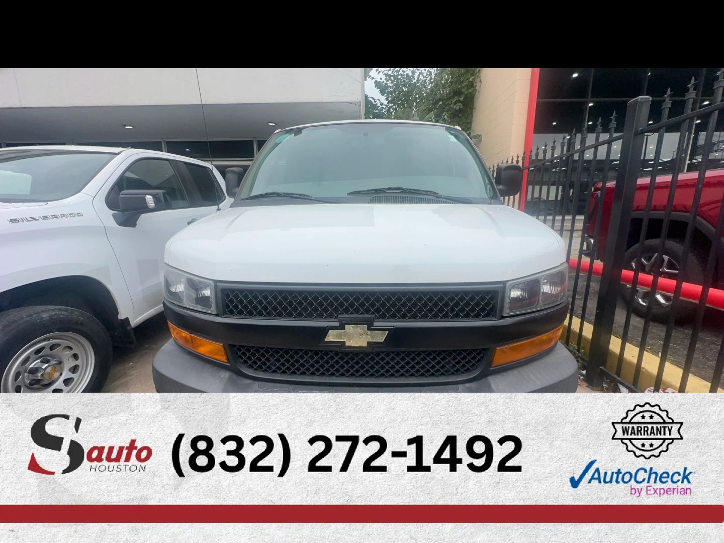Photo 2 of 2018 Chevrolet Express Cargo for sale in Houston, TX