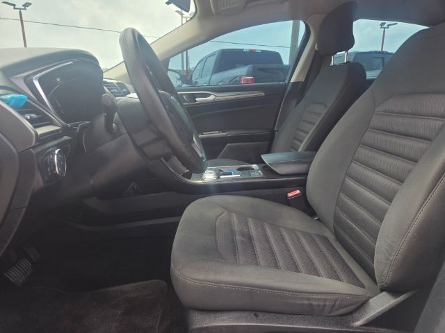 Photo 5 of 2018 Ford Fusion SE for sale in Houston, TX