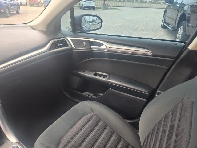 Photo 7 of 2018 Ford Fusion SE for sale in Houston, TX