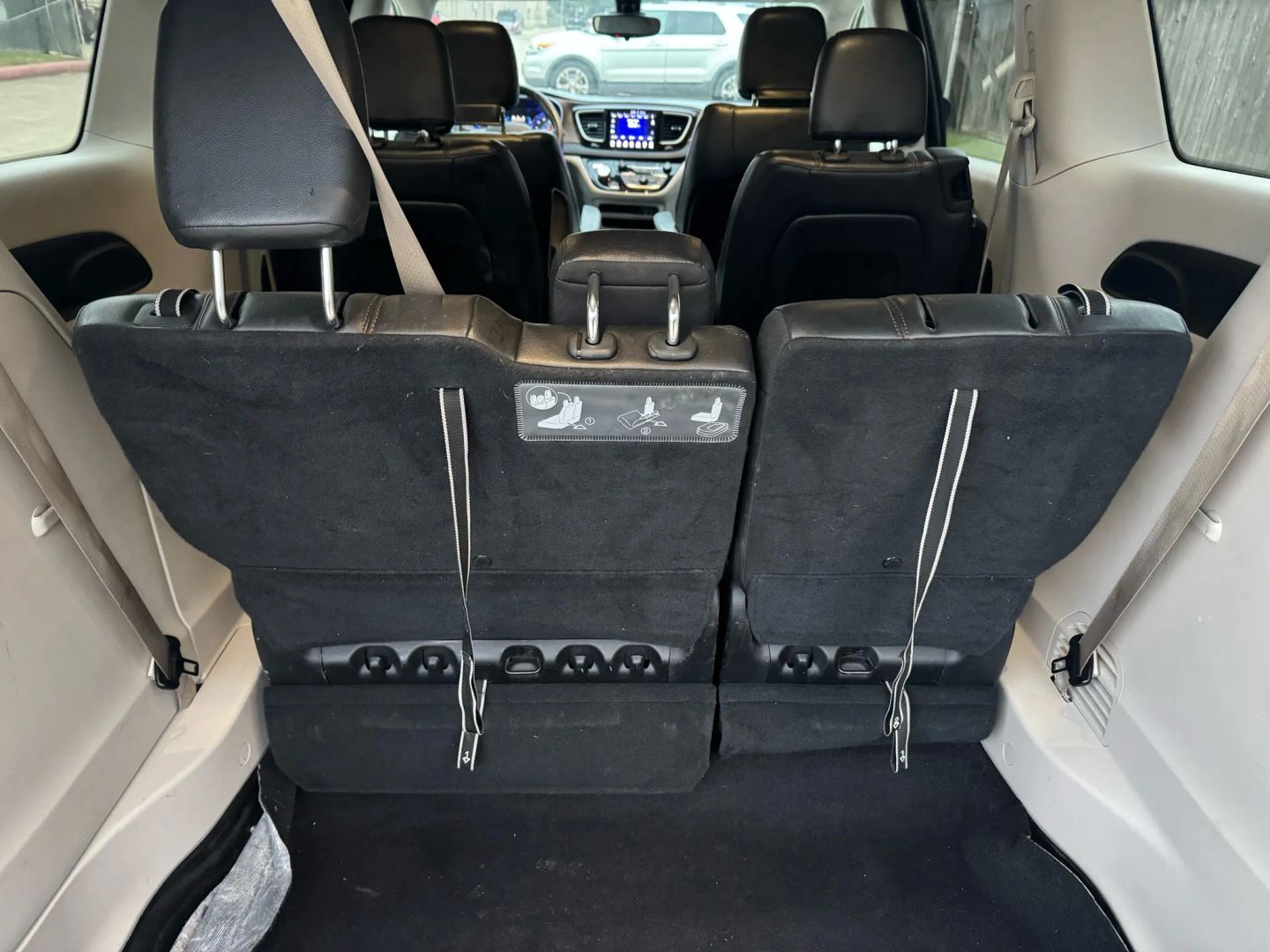 Photo 13 of 2017 Chrysler Pacifica Touring for sale in Katy, TX