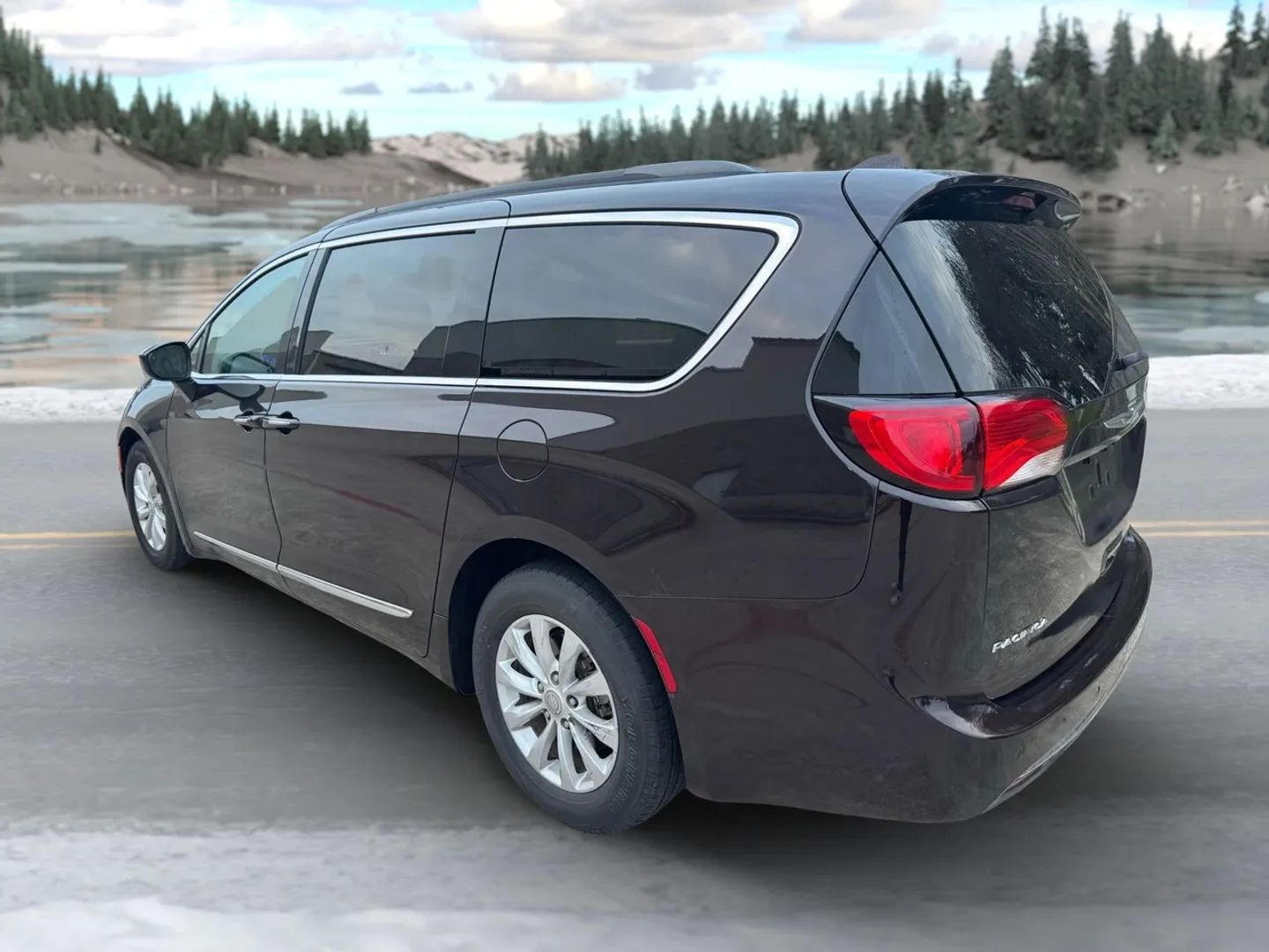 Photo 12 of 2017 Chrysler Pacifica Touring for sale in Katy, TX