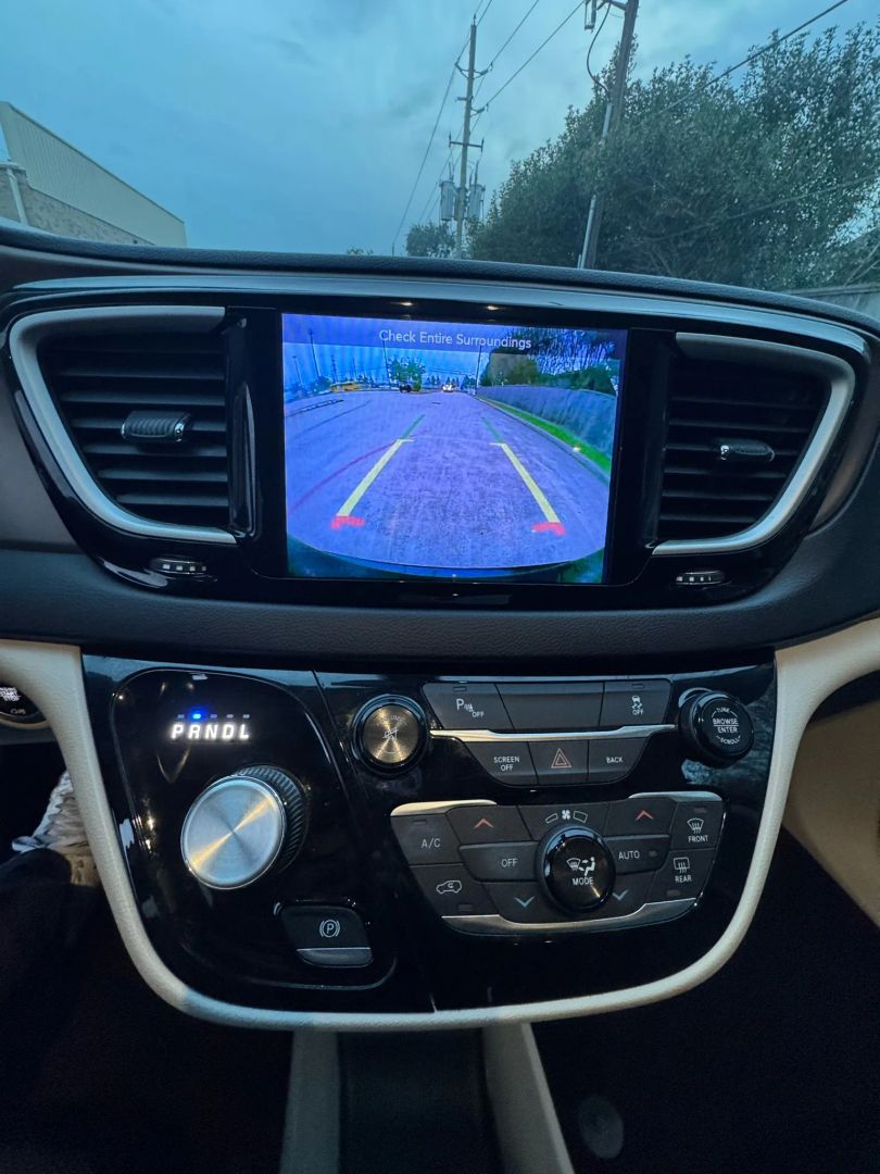 Photo 44 of 2017 Chrysler Pacifica Touring for sale in Katy, TX