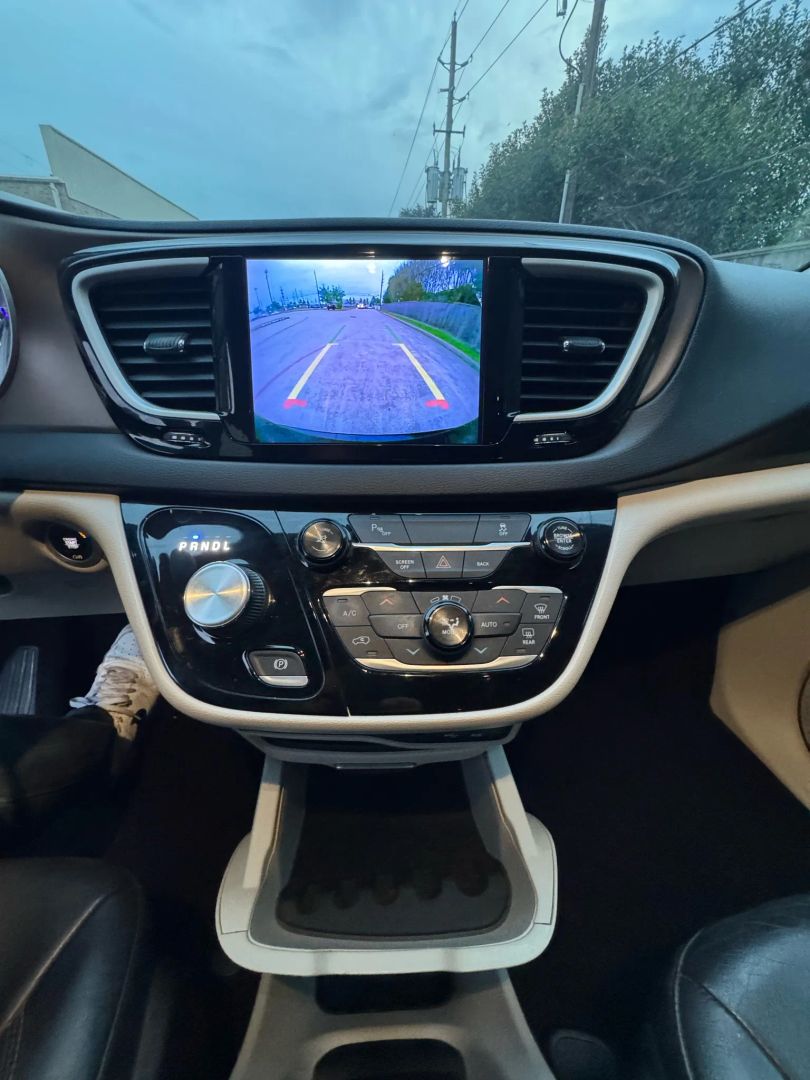 Photo 46 of 2017 Chrysler Pacifica Touring for sale in Katy, TX
