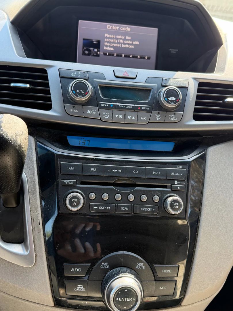 Photo 32 of 2012 Honda Odyssey Wagon for sale in Katy, TX