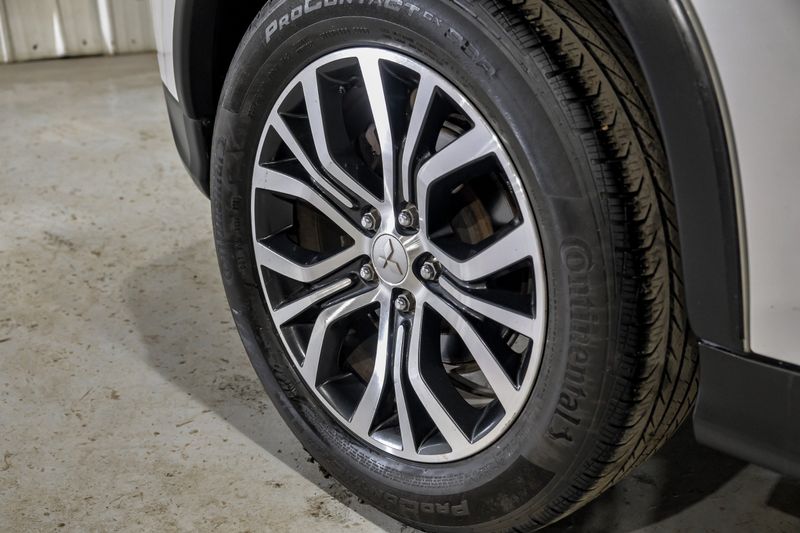 Photo 90 of 2018 Mitsubishi Outlander Sport Wagon for sale in Katy, TX