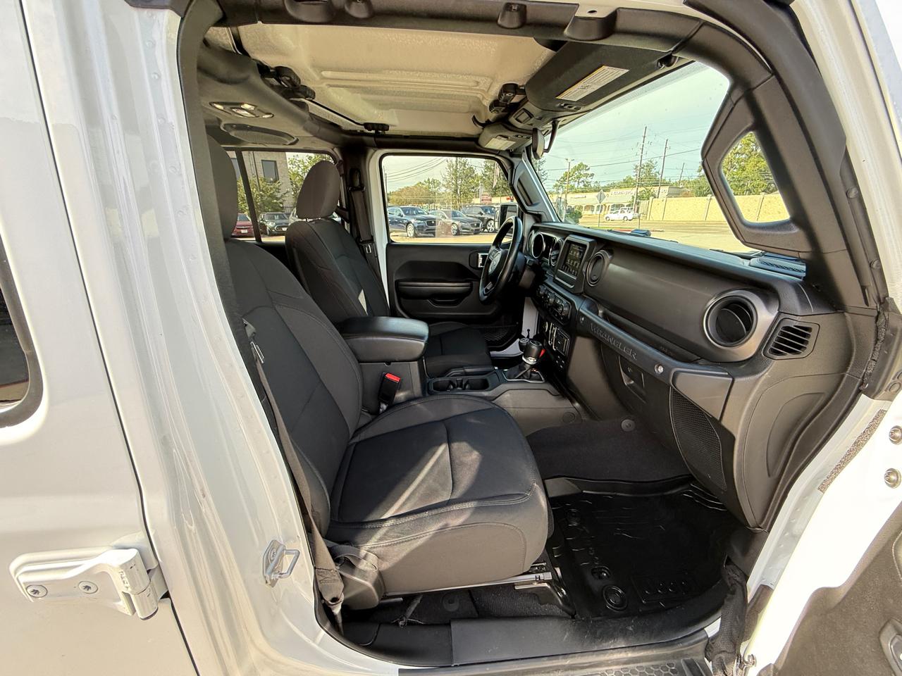 Photo 21 of 2021 Jeep Wrangler Unlimited for sale in Houston, TX