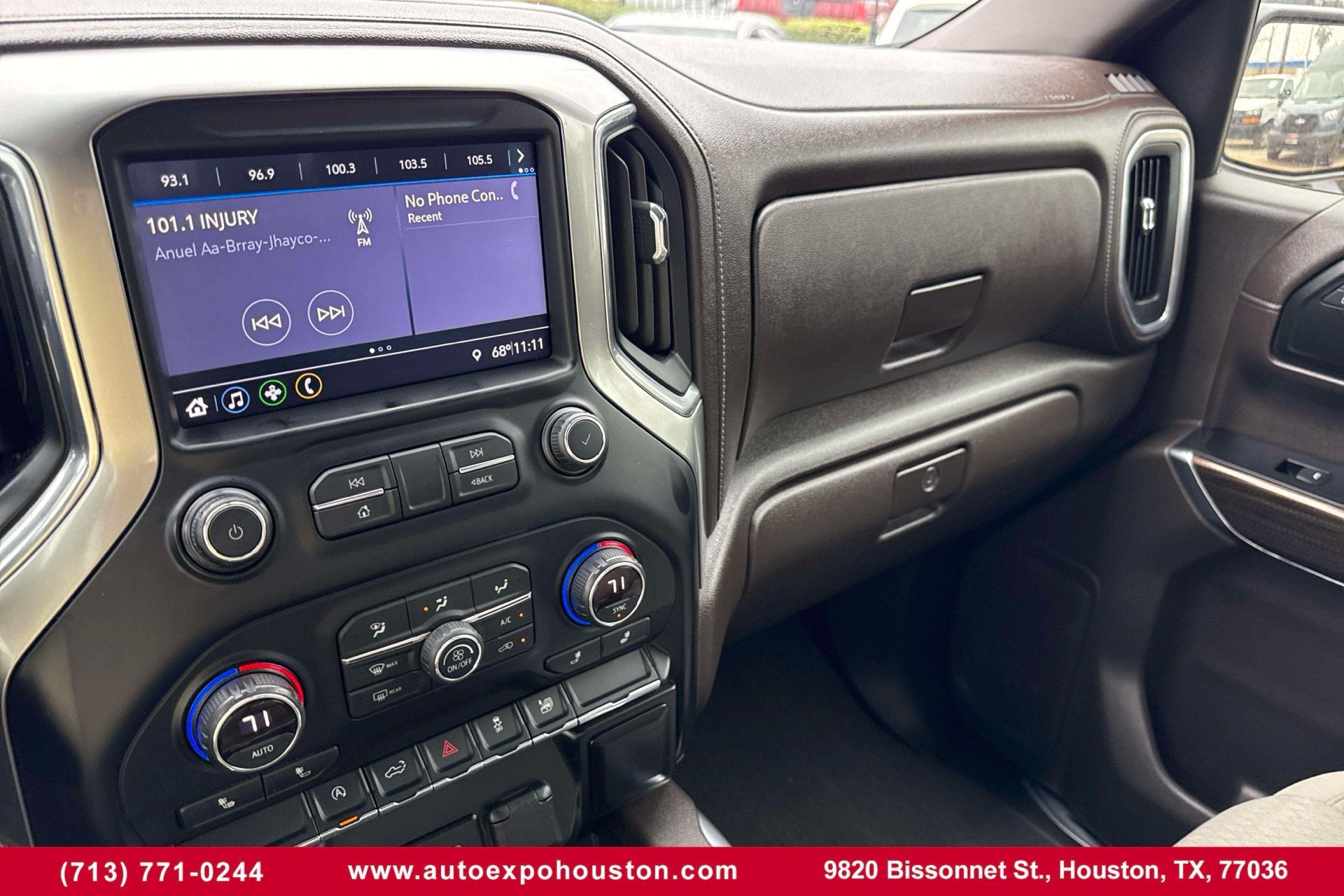 Photo 13 of 2019 Chevrolet Silverado RST for sale in Houston, TX