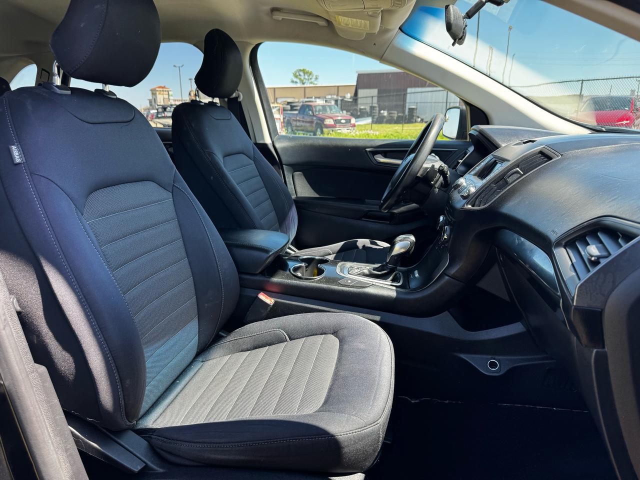 Photo 18 of 2016 Ford Edge SE for sale in Katy, TX