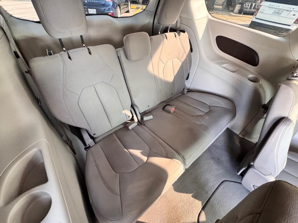 Photo 33 of 2017 Chrysler Pacifica LX for sale in Spring, TX