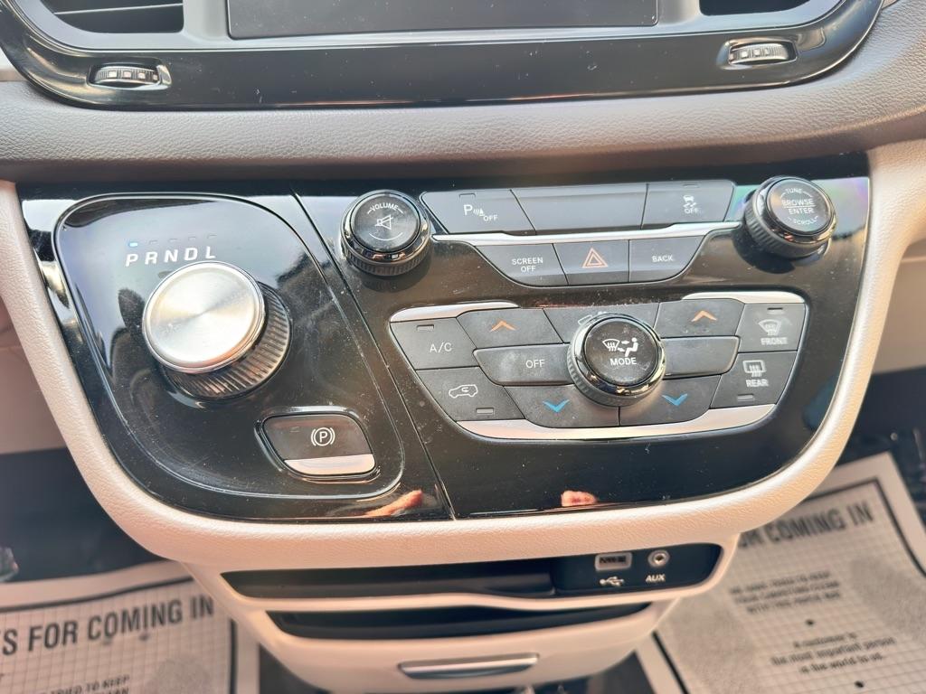 Photo 57 of 2017 Chrysler Pacifica LX for sale in Spring, TX