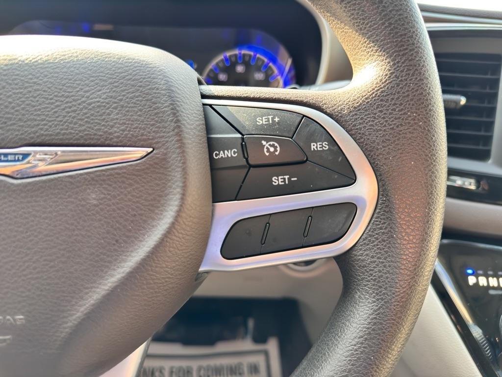 Photo 61 of 2017 Chrysler Pacifica LX for sale in Spring, TX