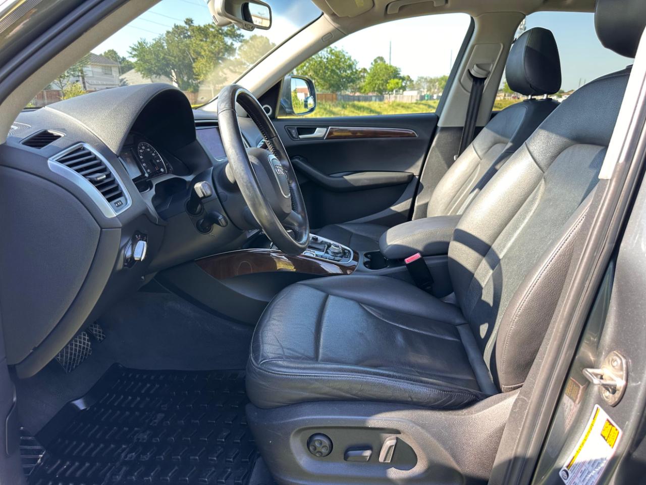 Photo 18 of 2012 Audi Q5 Premium for sale in Katy, TX